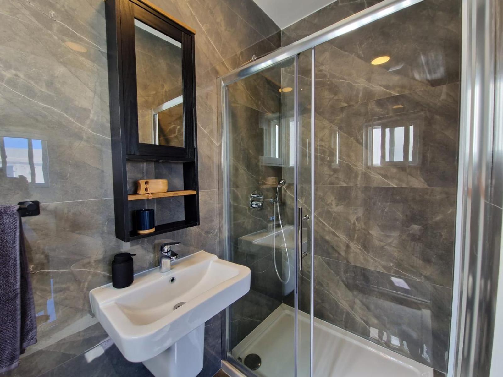Appartamento Sea View New Penthouse Terrace & Garage Parking St. Paul's Bay Esterno foto