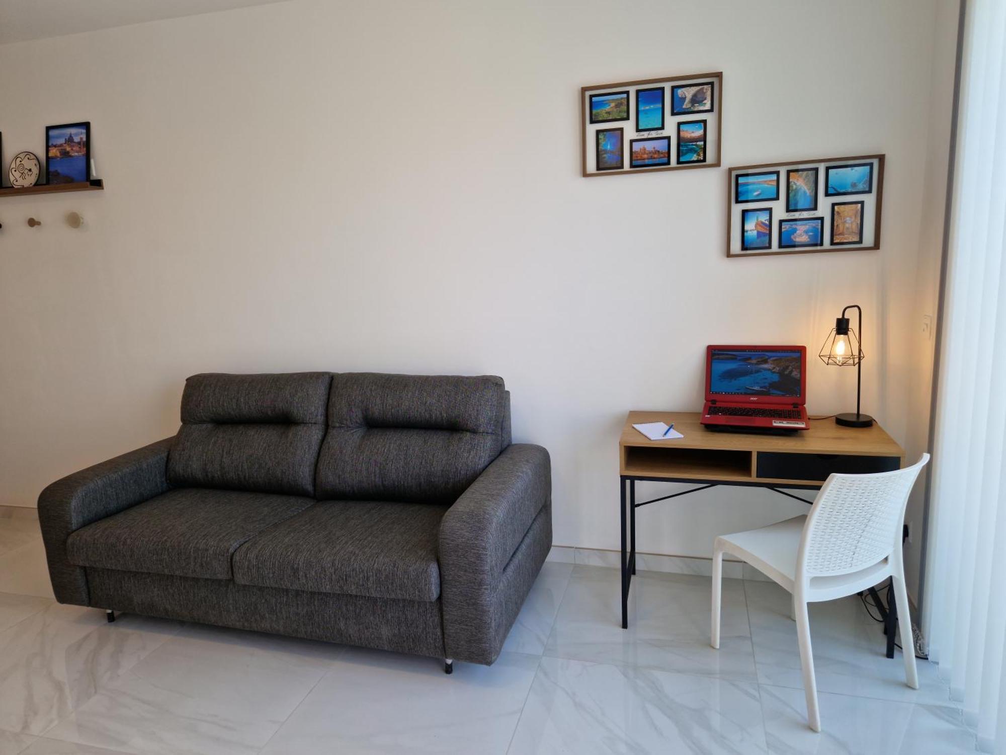 Appartamento Sea View New Penthouse Terrace & Garage Parking St. Paul's Bay Esterno foto