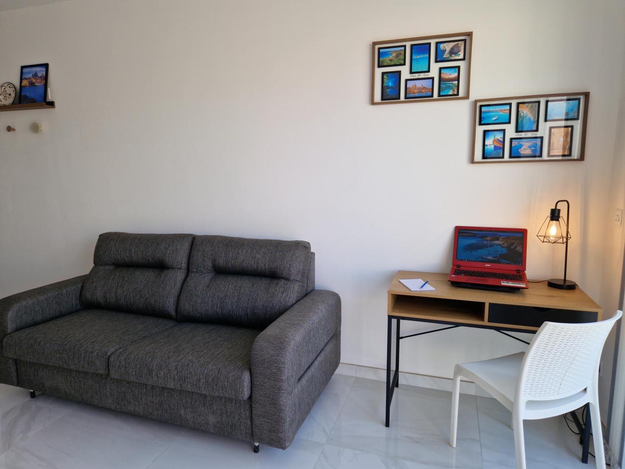 Appartamento Sea View New Penthouse Terrace & Garage Parking St. Paul's Bay Esterno foto