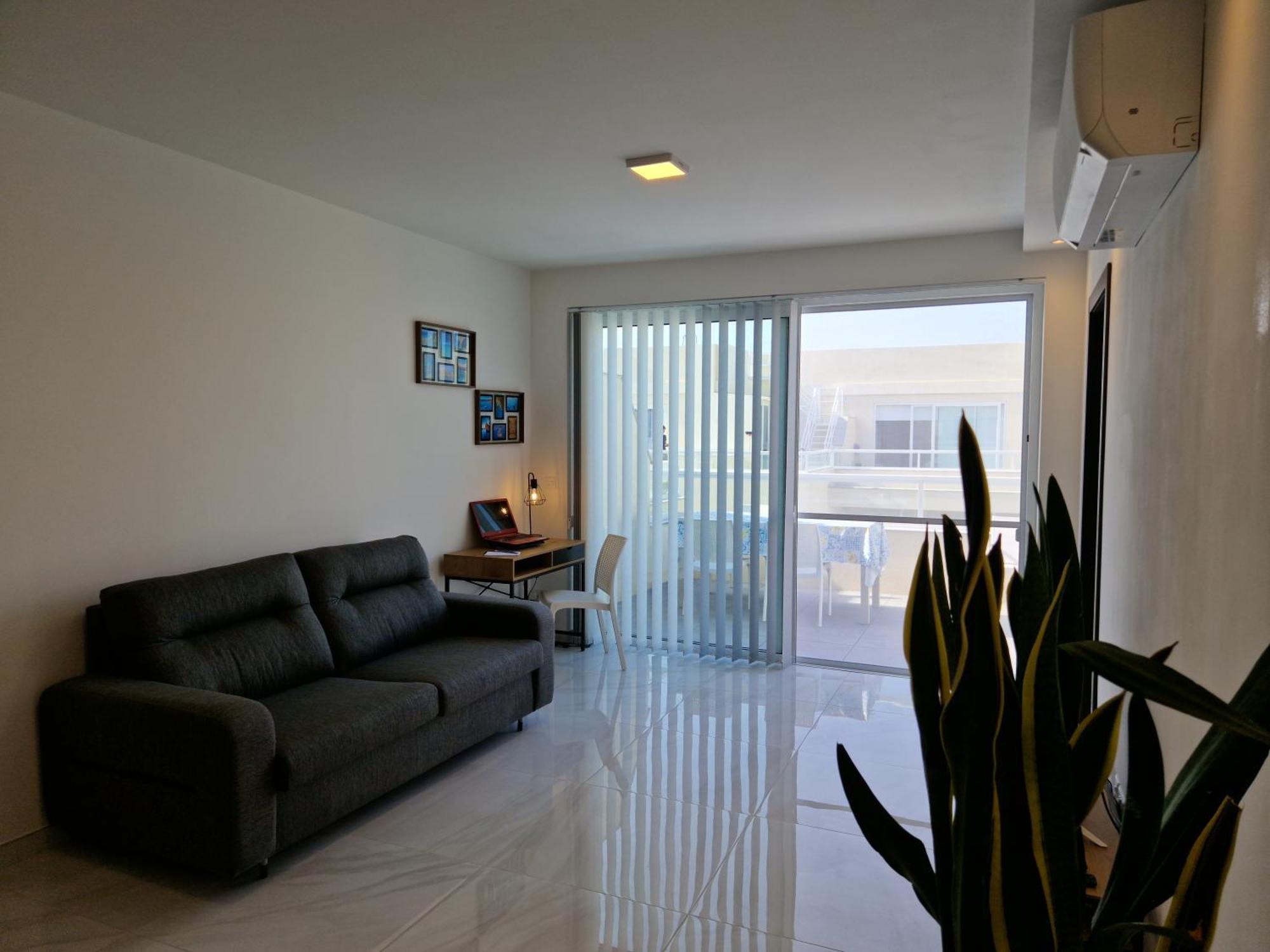 Appartamento Sea View New Penthouse Terrace & Garage Parking St. Paul's Bay Esterno foto